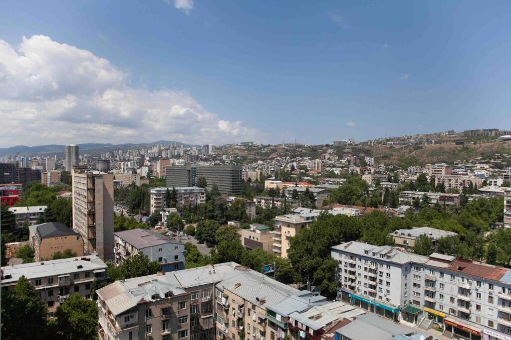 Gg Home - Cozy 1 Bedroom Apartment On Kazbegi Avenue 15 تبليسي المظهر الخارجي الصورة